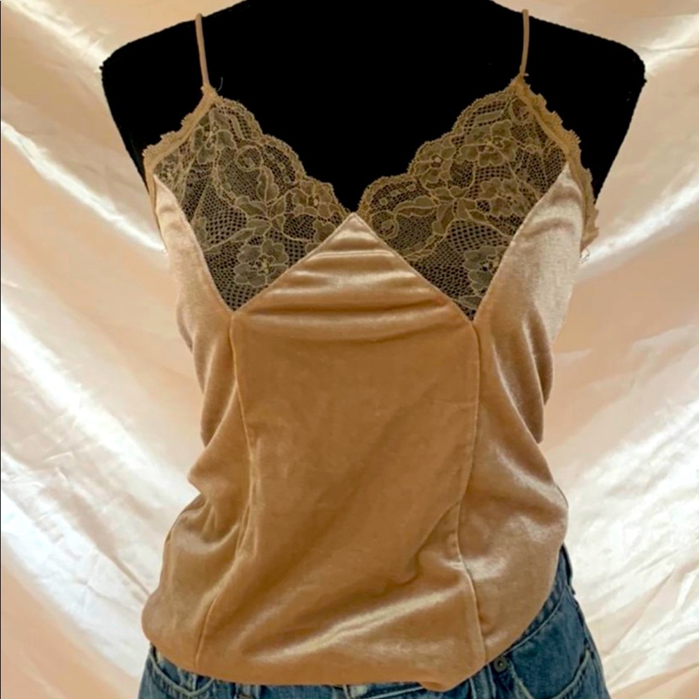 ISO ACIVE BASICS GOLD / ROSE GOLD LACE TRIM CAMI